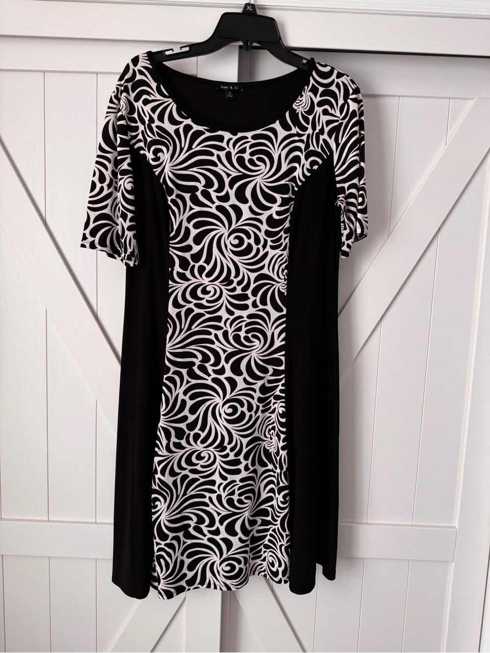 Sami & Jo Black and White Swirl Panel Midi Dress